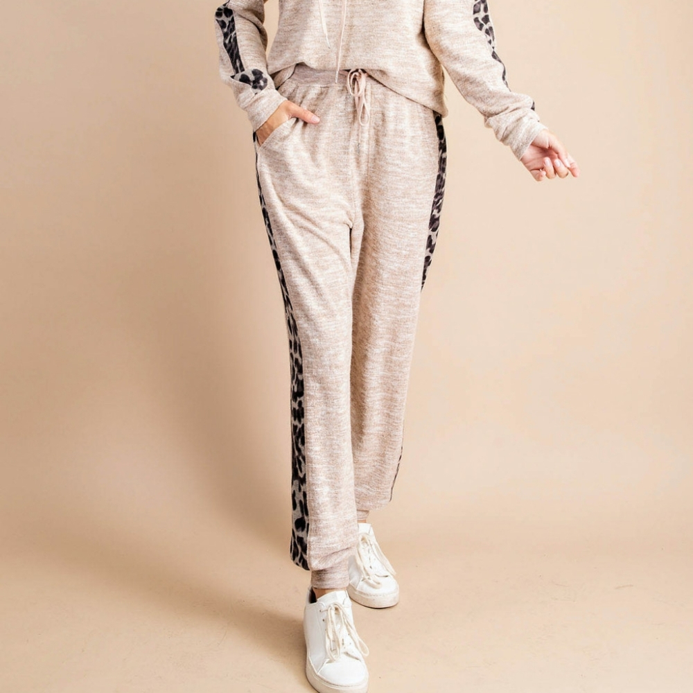 Wild Dreams Leopard Stripe Loungewear Joggers - Picture 2 of 11